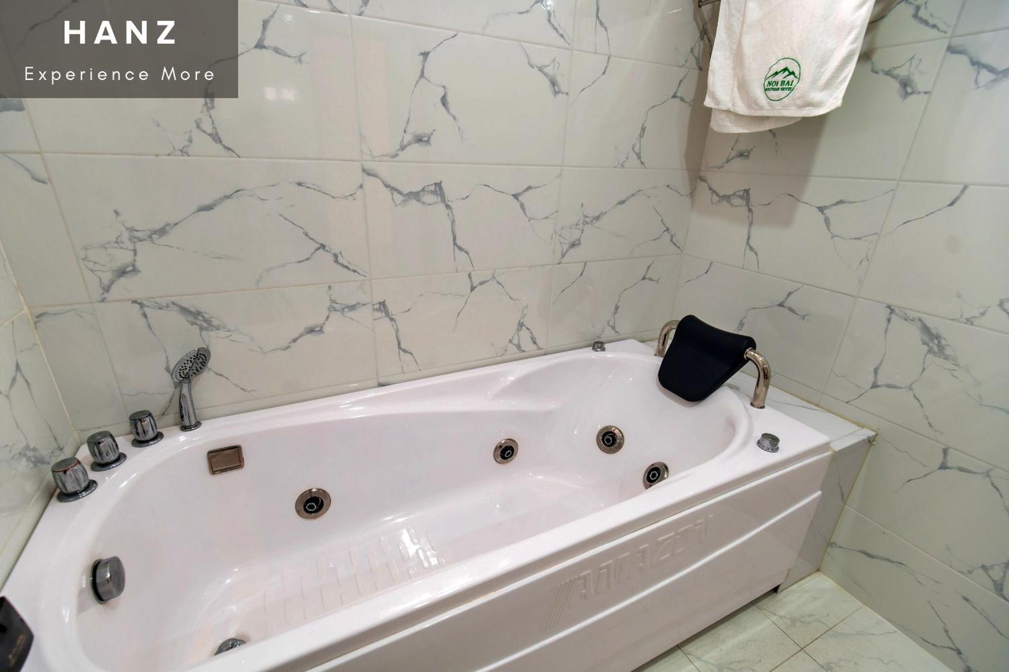 Hanz Noi Bai Airport Hotel Hanoi Buitenkant foto